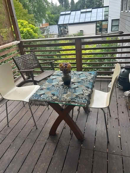 Photo of free 3 tables and 1 oven (Phinney Ridge) #2