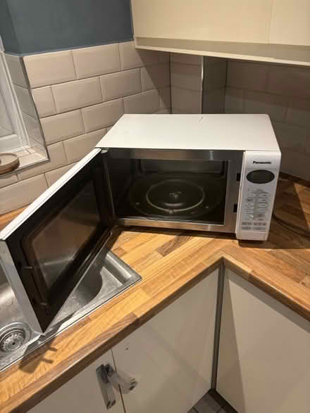 Photo of free Panasonic microwave (Merton SW19) #3