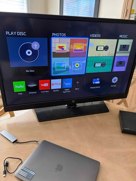 Photo of free 40 inch flat screen works perfectly (Clarksville Columbia area) #1