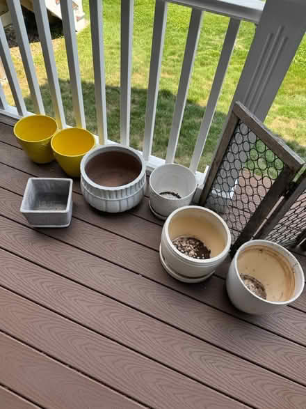 Photo of free Miscellaneous ceramic pots/planters (Wakefield) #2