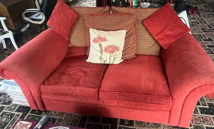 Photo of free Red sofas (Mansfield NG18) #2