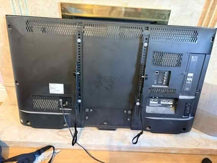 Photo of free Sony 42" TV (Friern Village N11) #2