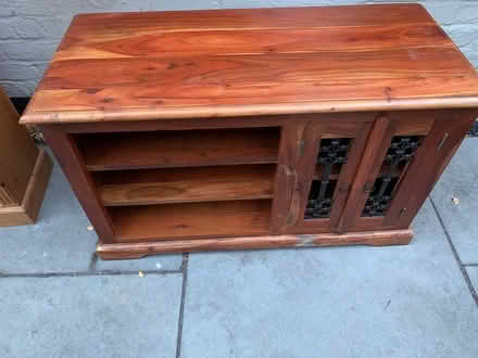 Photo of free Tv cabinet (Dn3 1ha) #3