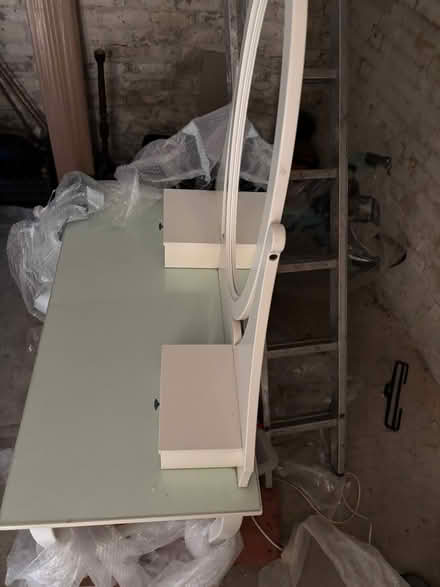 Photo of free Dressing table (Hampstead NW3) #3
