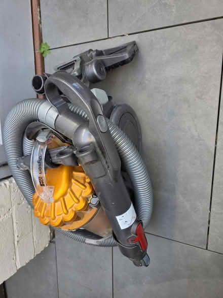 Photo of free Dyson vacuum (Brentwood CM13) #2