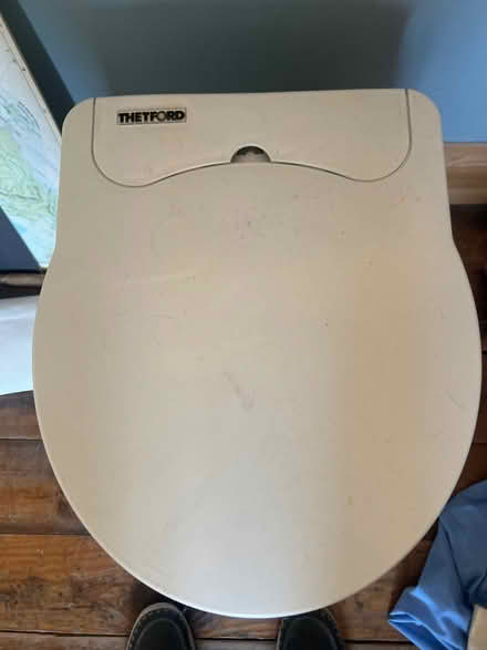 Photo of free Camping chemical loo Thetford Portapotti in good condition (Henley-on-Thames RG9) #1