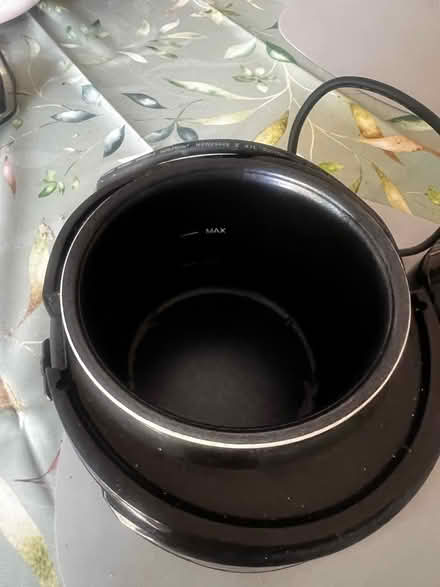 Photo of free Small electric rice cooker (Ashburton SE25) #2