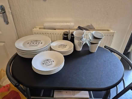 Photo of free A good selection of plates and side plates (Great Moor SK3) #1