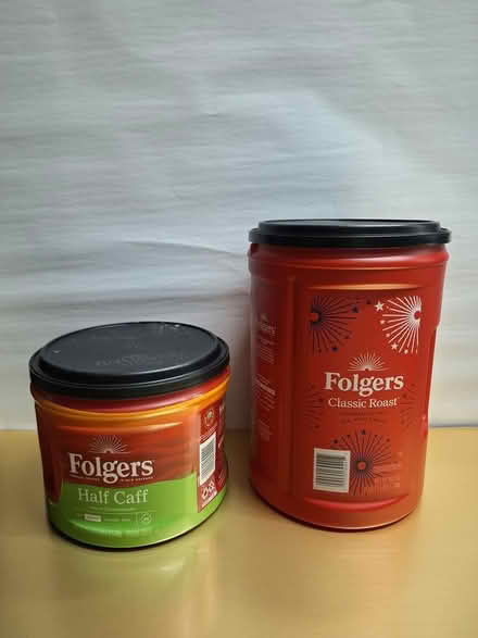 Photo of Empty FOLGERS Containers (G. Pointe or SCSh or Roseville) #1