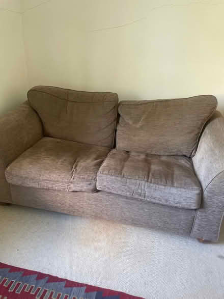 Photo of free sofa (South Norwood SE25) #1