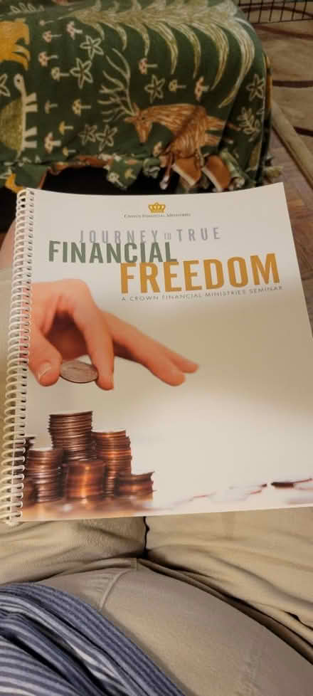 Photo of free Crown Financial ministries notebook (Woodridge) #1