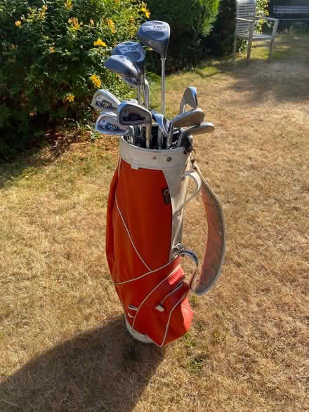 Photo of free Golf clubs and bag (Caversham RG4) #3
