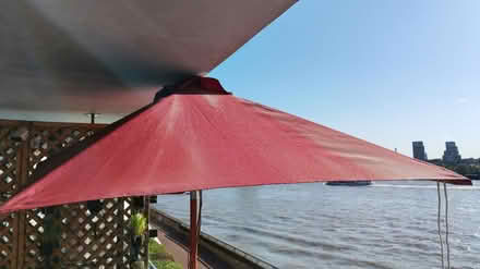 Photo of free Parasol (Isle of Dogs E14) #2