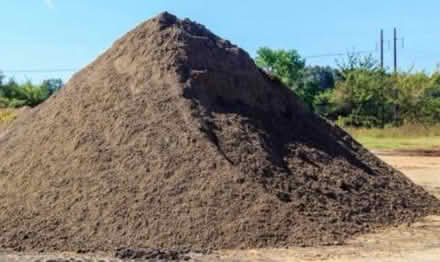 Photo of dirt wanted for planters (Glendora ca) #1