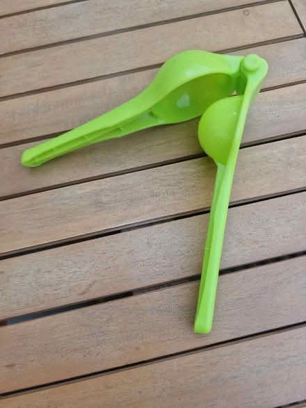 Photo of free Lemon juicer (St Albans AL1) #1
