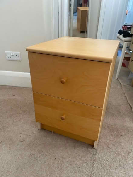 Photo of free bedside cabinet (Chiswick W4) #1