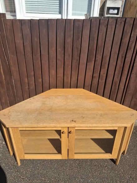Photo of free TV cabinet (SE19 Crystal Palace) #2