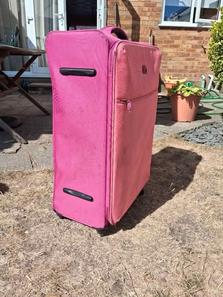 Photo of free It suitcase. Lightweight. Well used (Poole BH12) #3