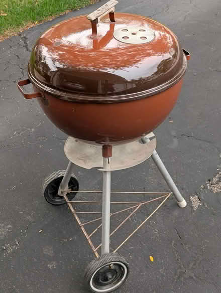 Photo of free Charcoal Grill (Prospect Hts) #1