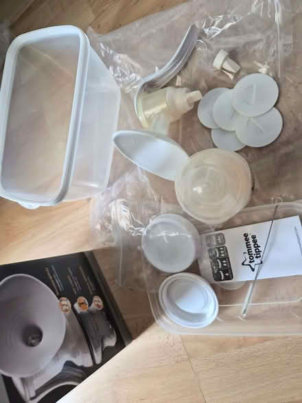 Photo of free Tommee Tippee Manual Breast Pump (Harlesden NW10) #3