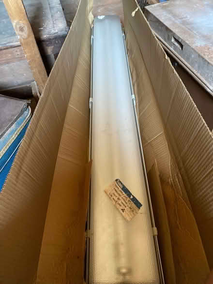 Photo of free Large light - garage? (Aldrington BN3) #2