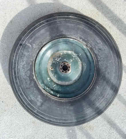 Photo of free Wheel (North York: Bathurst Manor) #1