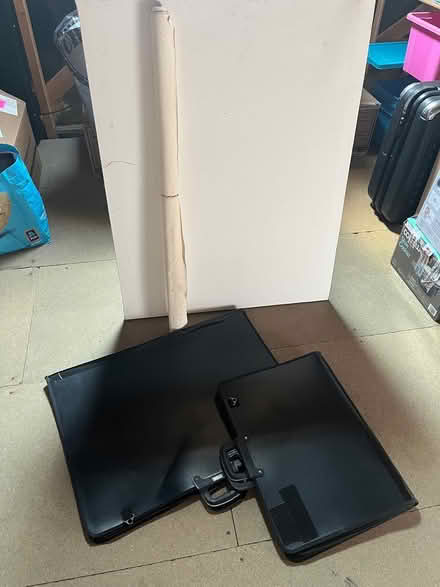 Photo of free Large canvas, canvas & art files (Bidston CH43) #1