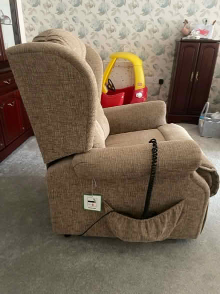 Photo of free Electric Recliner Chair (Gloucester) #1