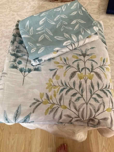 Photo of free 3 piece king size duvet set (Bearwood BH11) #3