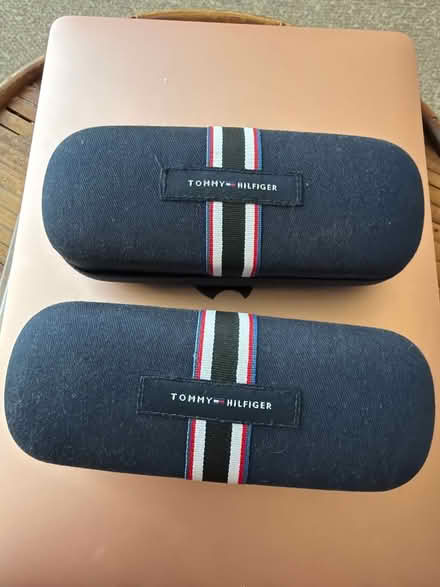 Photo of free Glasses cases (Welling DA16) #1