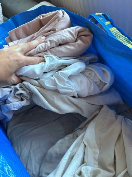 Photo of free Multiple King Sized Quilt & Bedding (Cosby) #4