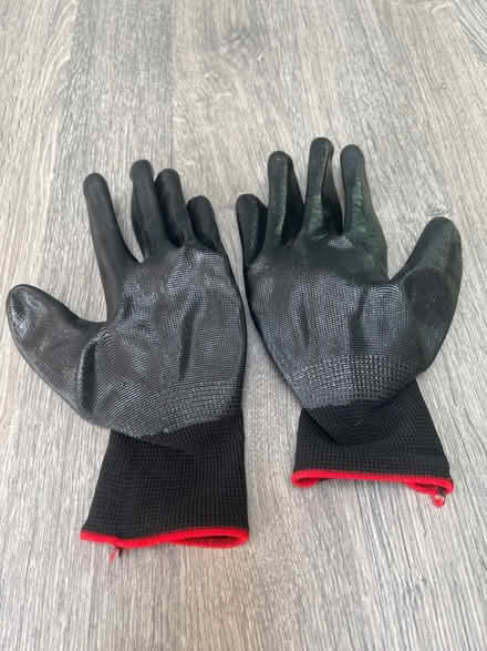 Photo of free Black Safety Gloves. Never worn. (Southsea PO4) #1