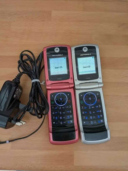 Photo of free Two Motorola flip phones limited to 2g (Shippon OX13) #1