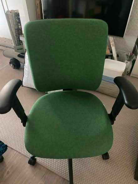 Photo of free office chair (South Beddington SM6) #1