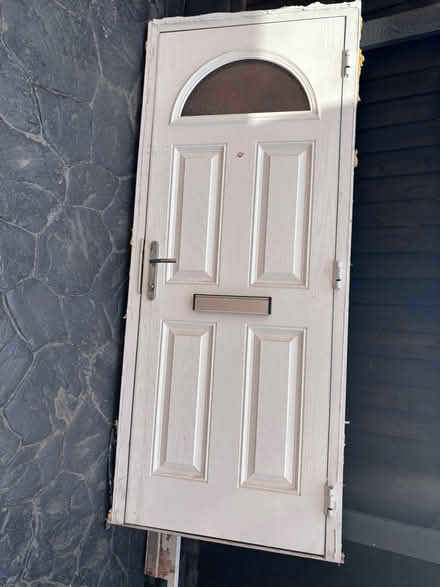 Photo of free Door (Hutton PR4) #2