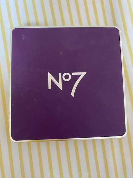 Photo of free No 7 Glamour Pallette (Great Bourton, OX17) #1