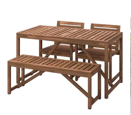 Photo of Garden table and chairs (LU7) #1