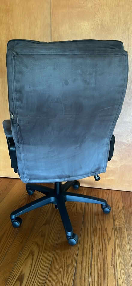 Photo of free Plush Microfiber Office Chair (San Rafael, CA) #3