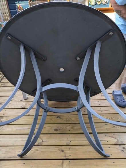 Photo of free Circular Garden table (Greenhill S8) #4