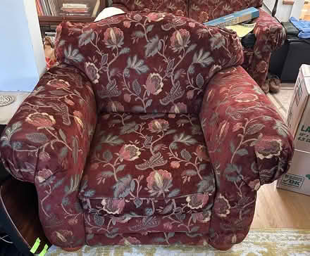 Photo of free Couch and arm chair (Sunnyside) #2