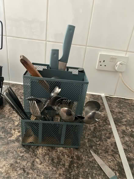 Photo of free Full set of cutlery (Stepney E1) #2