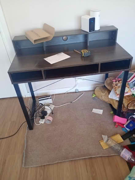 Photo of free Desk (Goodmayes IG3) #1