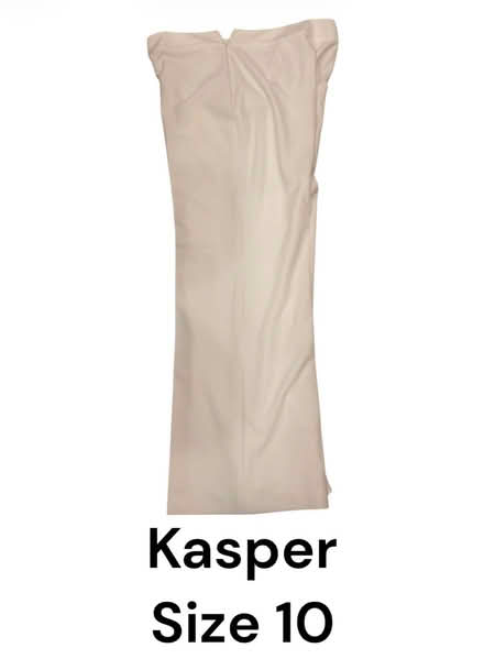 Photo of free Kasper Woman’s Pantsuit (Brooklyn Storage) #2