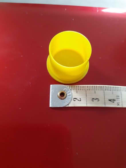 Photo of free bag of 200 approx yellow dust caps for crafts or play (Riverdene RG21) #4