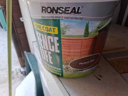Photo of free fence paint (Newton with scales PR4) #1