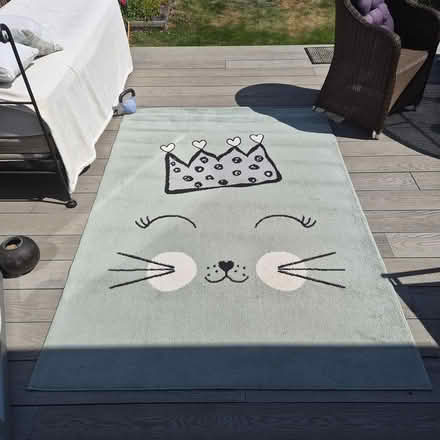 Photo of free Large children's rug (Wimbledon SM4) #1