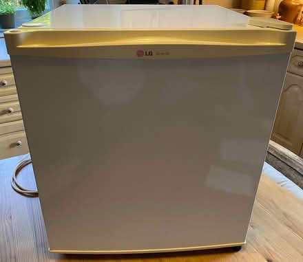 Photo of free Mini fridge (Lamyatt BA4 6NP) #1