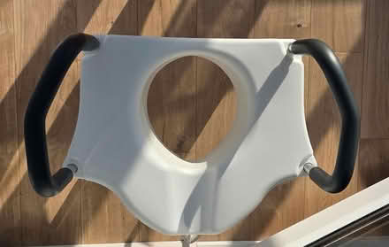 Photo of free Raised toilet seat (Hartford Huntingdon PE29) #1