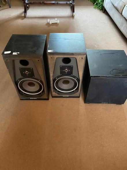 Photo of free 3 speakers (Fenlake MK41) #1