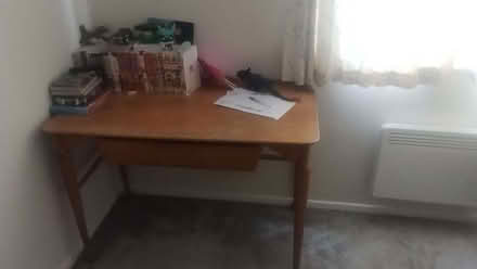 Photo of free entrance hall table (Berkhamsted HP4) #1